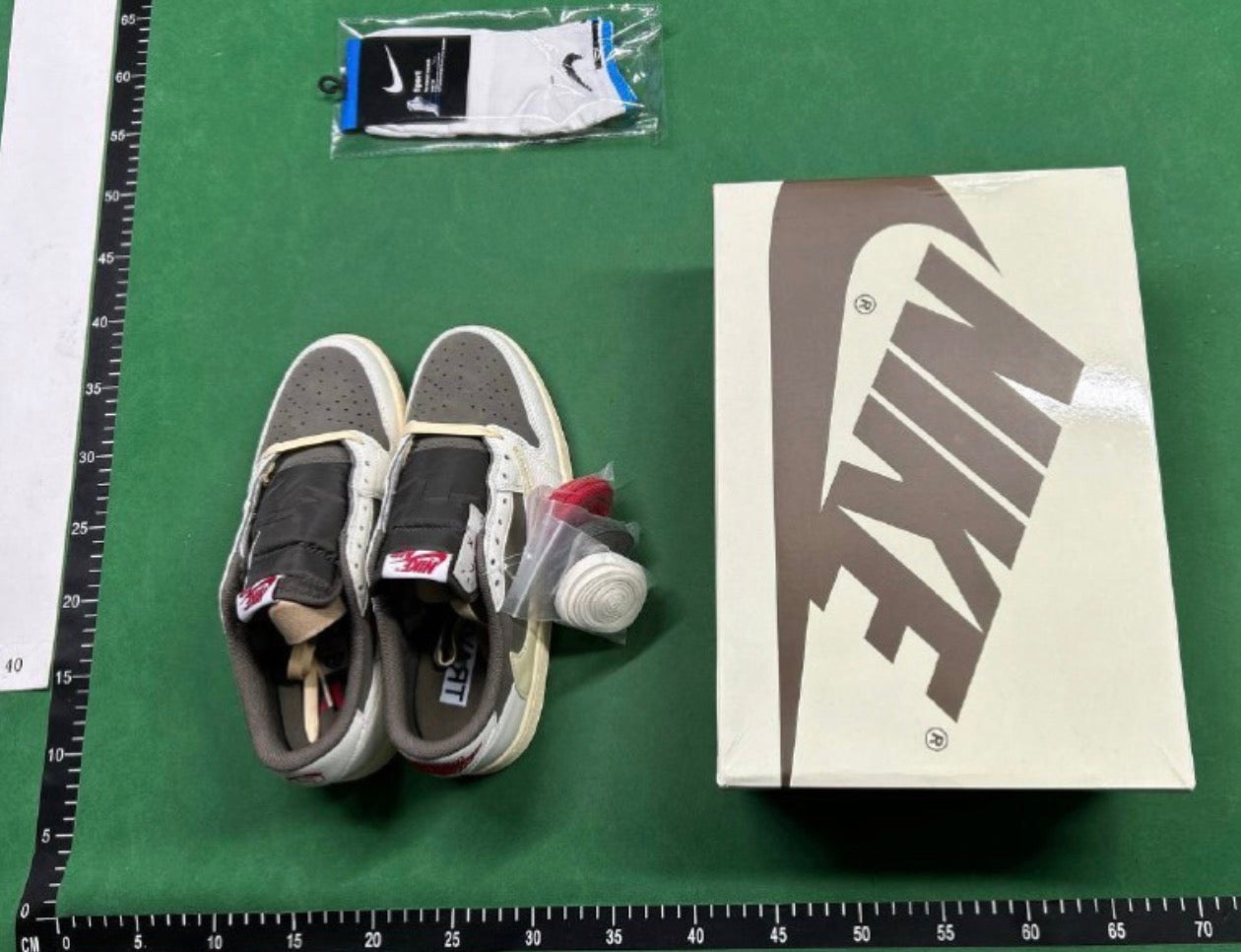 Shoes Travis Scot